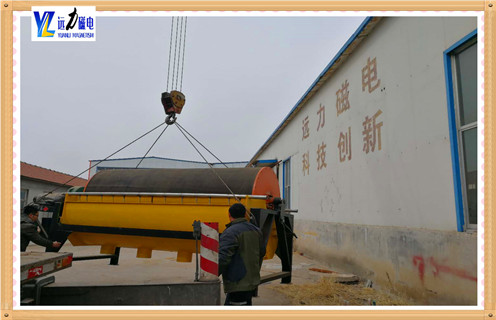 鐵礦磁選機(jī)，鐵礦磁選機(jī)廠家多年的生產(chǎn)讓鐵礦磁選機(jī)積累了較多經(jīng)驗(yàn)